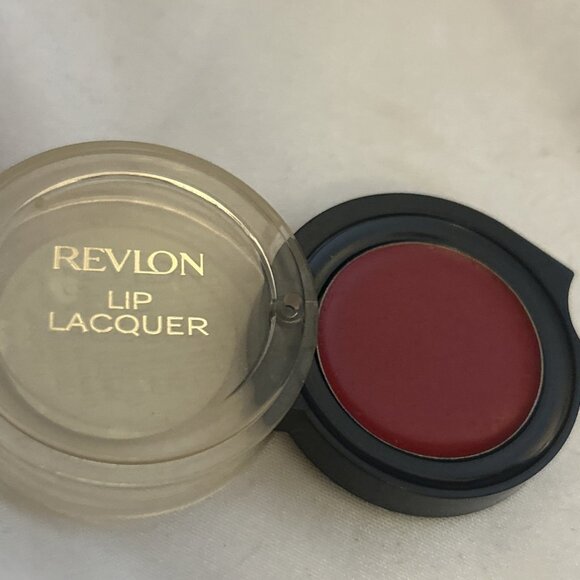 Revlon lip lacquer Wild Garnet Deep Shine New Rare Find - Picture 6 of 6